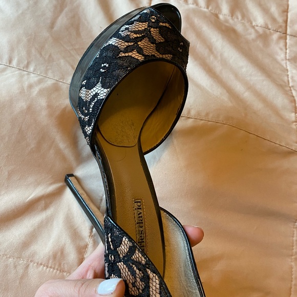 Charles David lace Pumps - cream and black - Picture 6 of 6